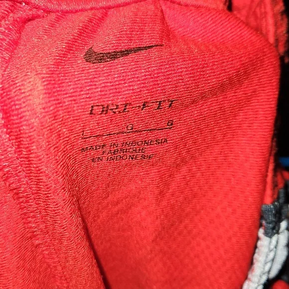 Nike Men's Red and Black Athletic Shorts - Picture 2 of 3